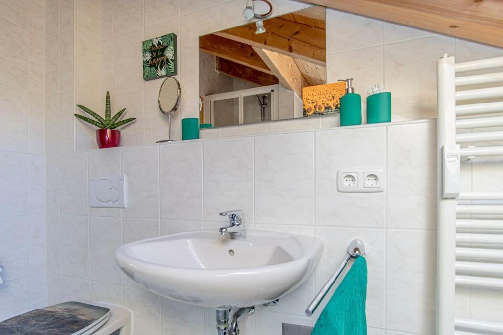 Luxury Living Near Weissensee +Balcony +Netflix Füssen Eksteriør bilde